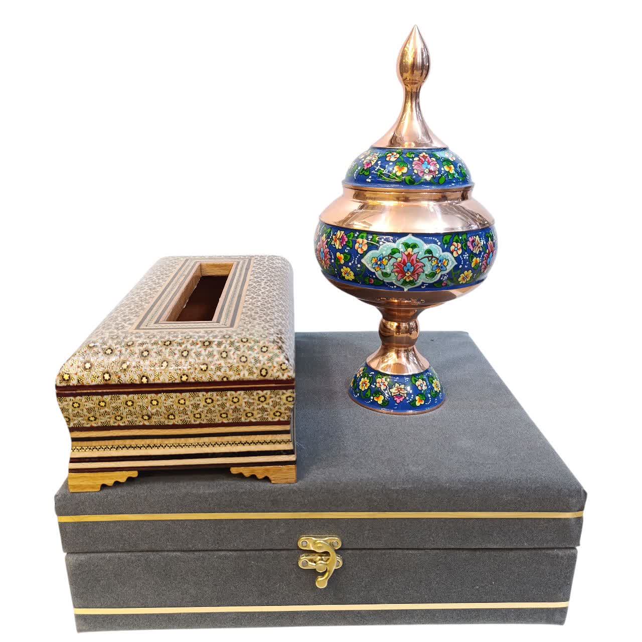 پک شکلاتخوری مس و پرداز ارتفاع 30 سانتی‌متر و جعبه دستمال کاغذی خاتم و تذهیب